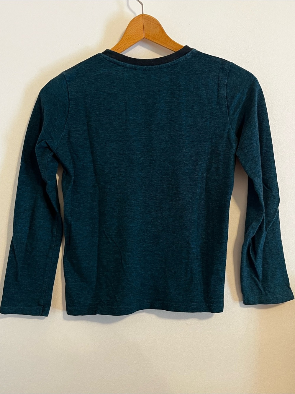 M&Co Kids NYC Boys 10/12 Teal Long Sleeve Tee Shirt Cotton Embroidered Logo - Picture 4 of 7